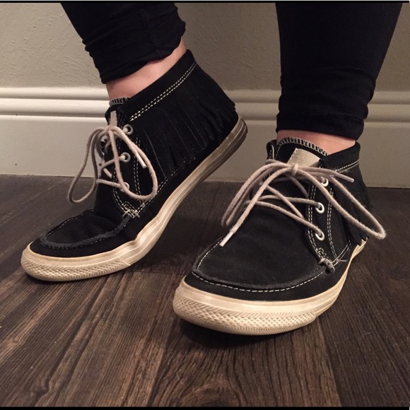 converse moccasins